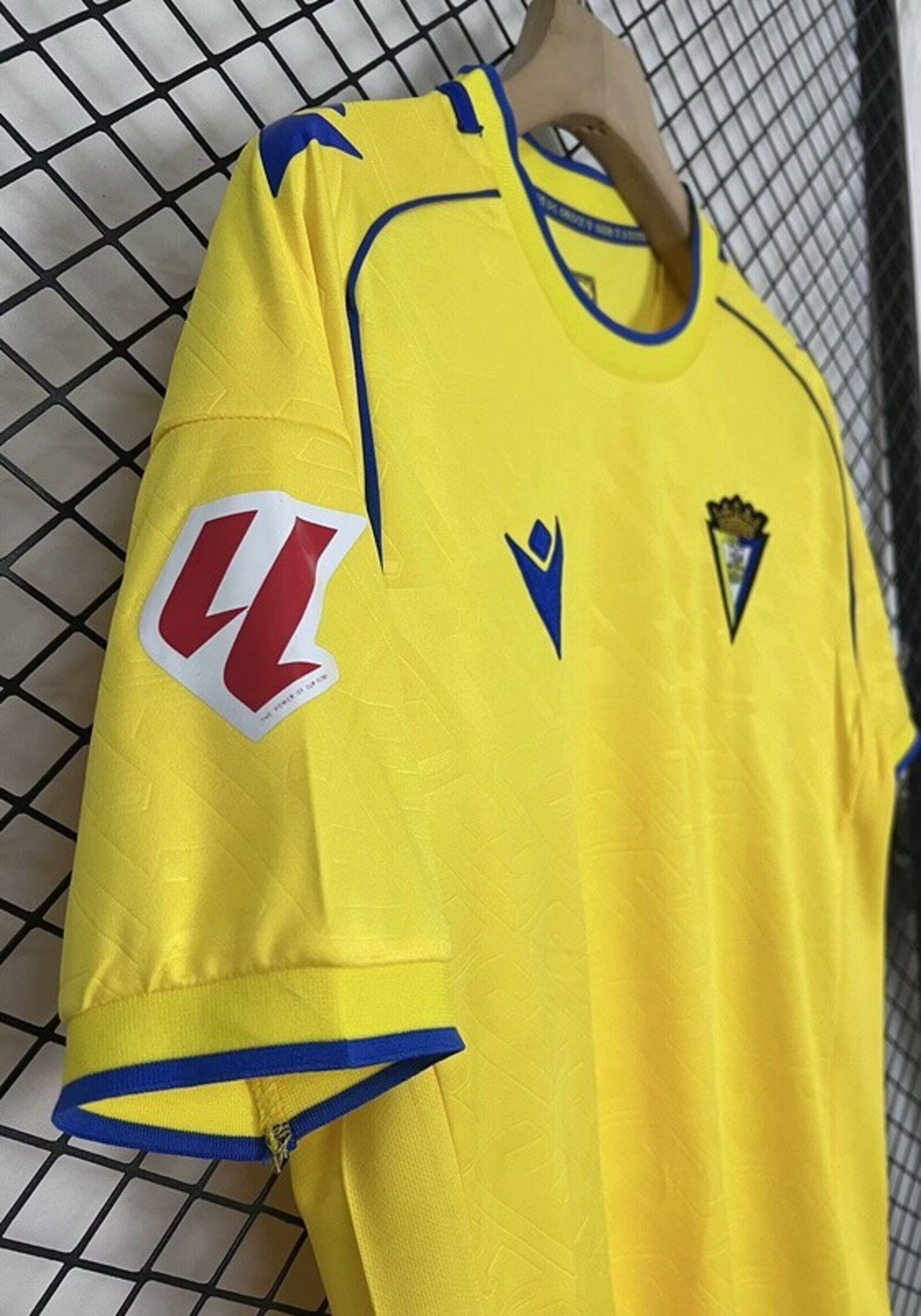 Cádiz CF 25/26 – Local - 3