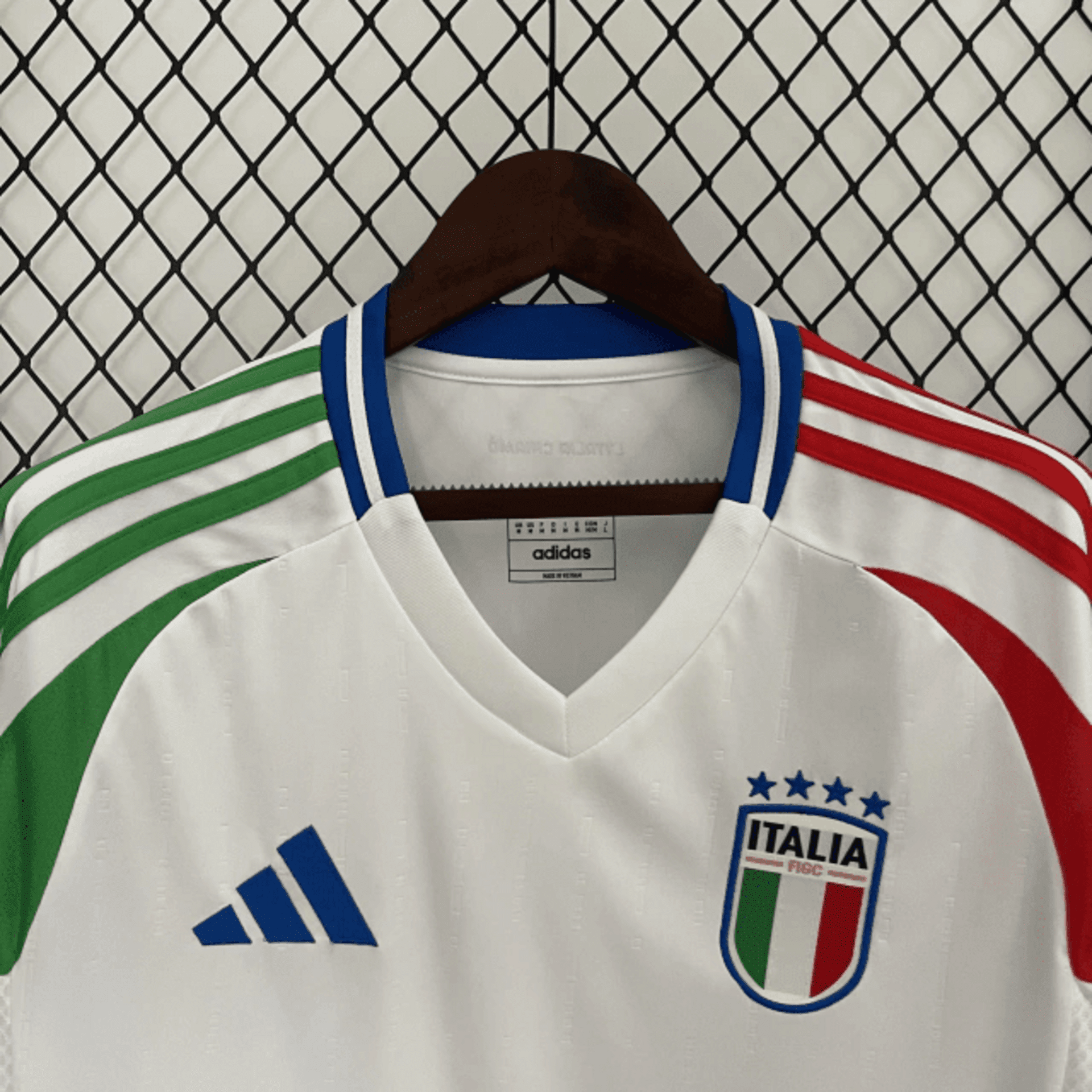 Italia 24/25 - Visitante - 4