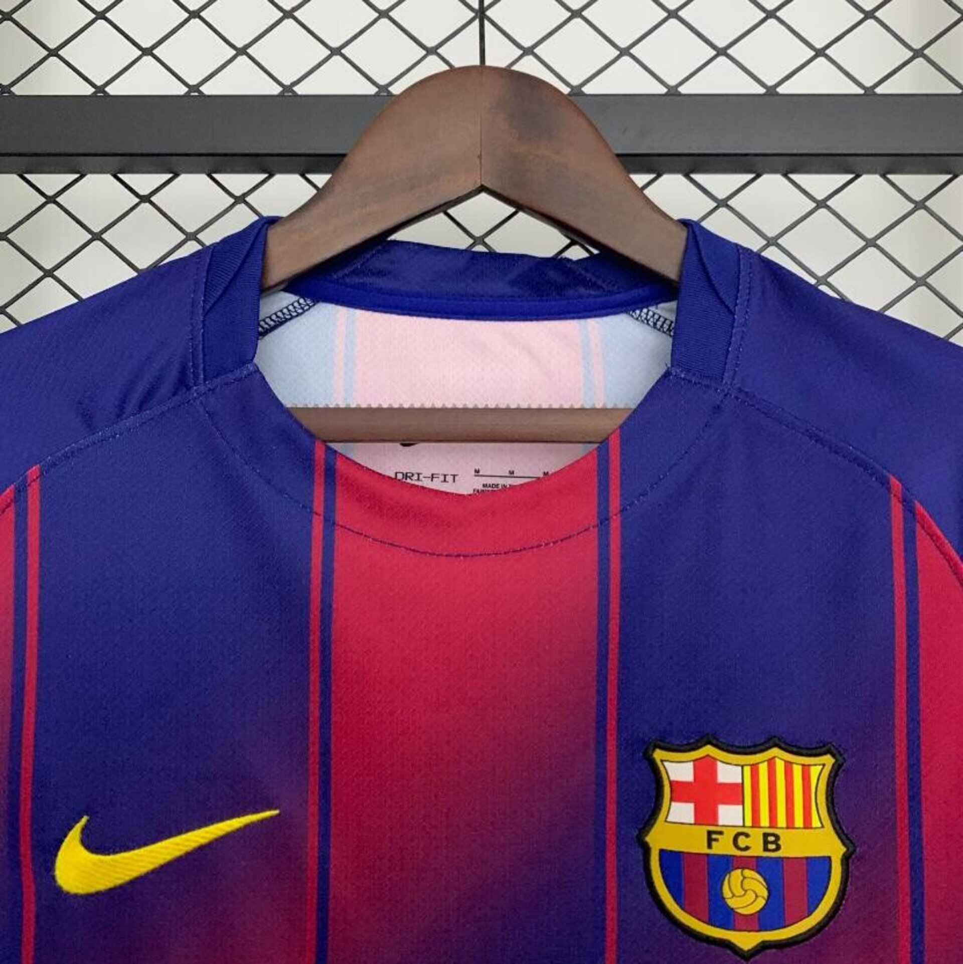 Barcelona 25/26 - Local - 4