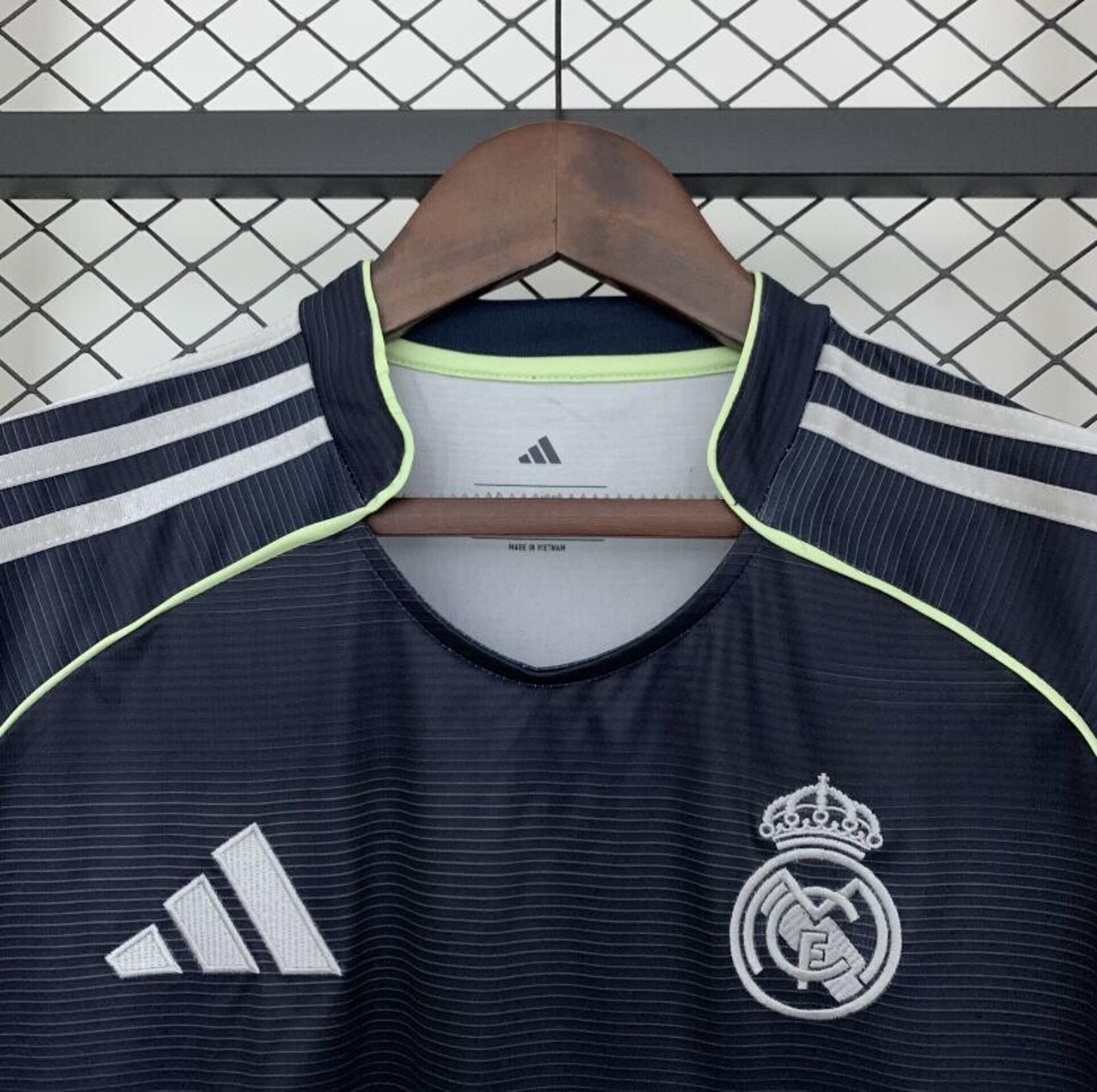 Real Madrid 25/26 - Visitante - 4