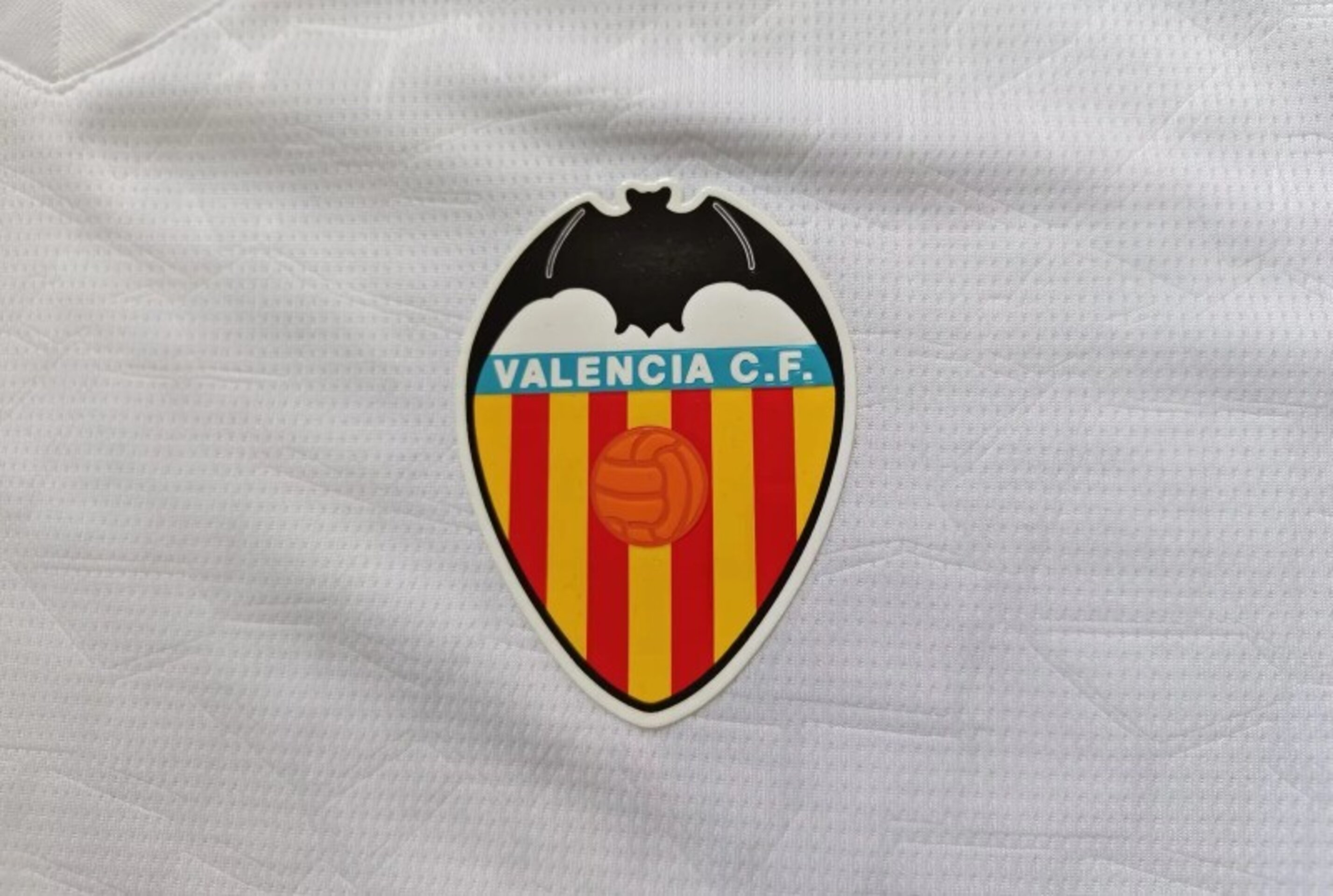 Valencia CF 2025/26 – Local - 3